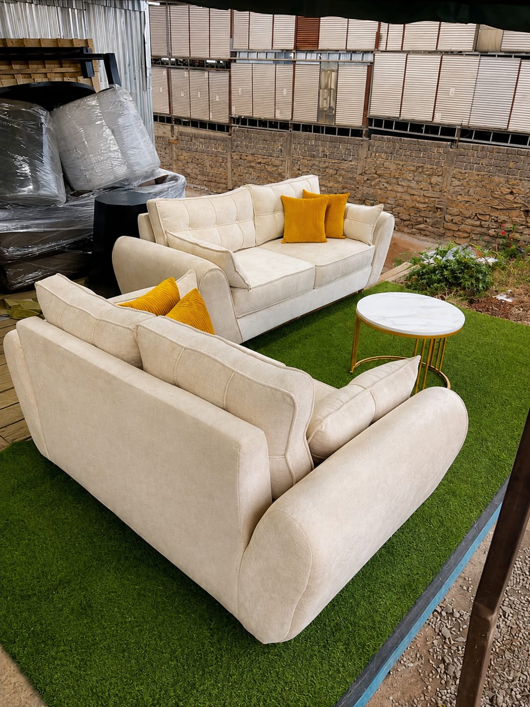 Taji Gallery Sofa Set